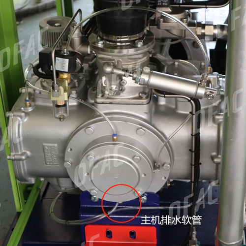 無油螺桿空壓機